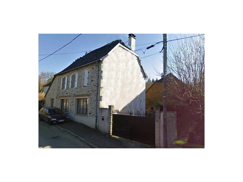 CORREZIENNE 150M&sup2; HOUSE WITH BARN 