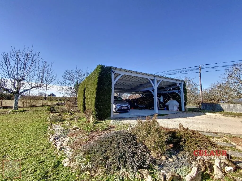 SINGLE FLOOR OF 2006 WITH SWIMMING POOL AND DEPENDENCY ON 1HA - Dupli