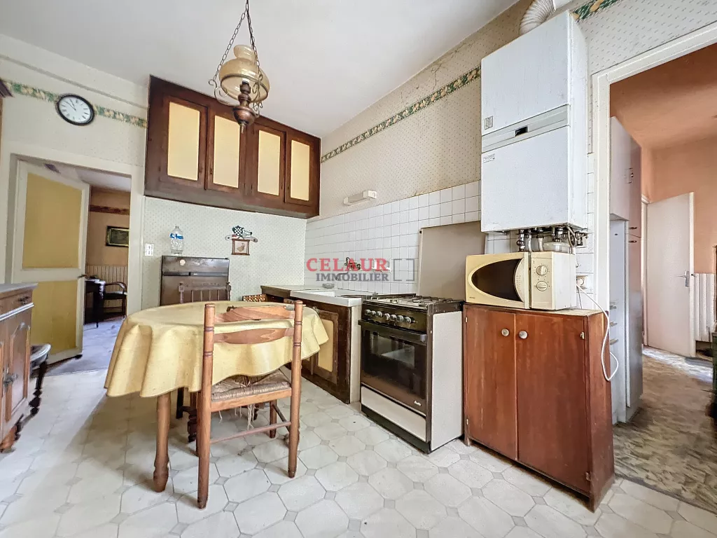 MAISON SUR LES HAUTEURS DE TULLE AVEC POTENTIEL LOCATIF