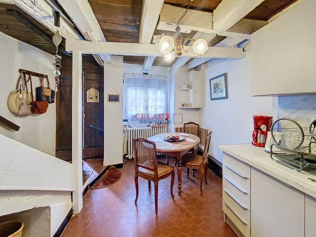 COQUETTE MAISON DE VILLAGE