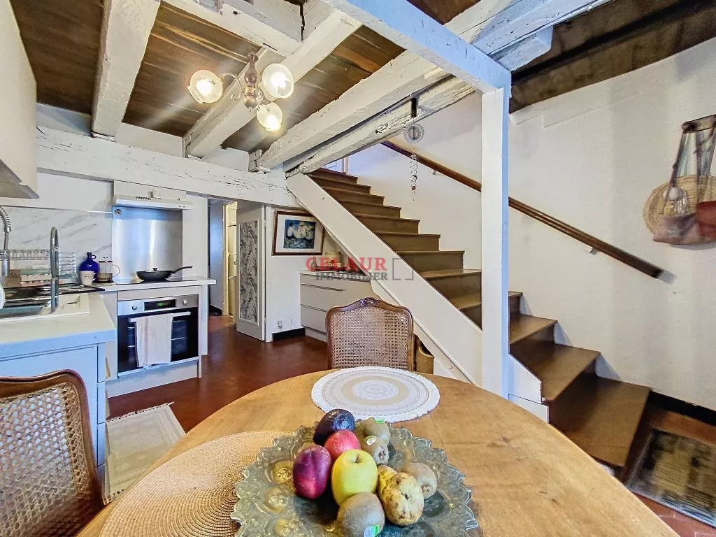 COQUETTE MAISON DE VILLAGE