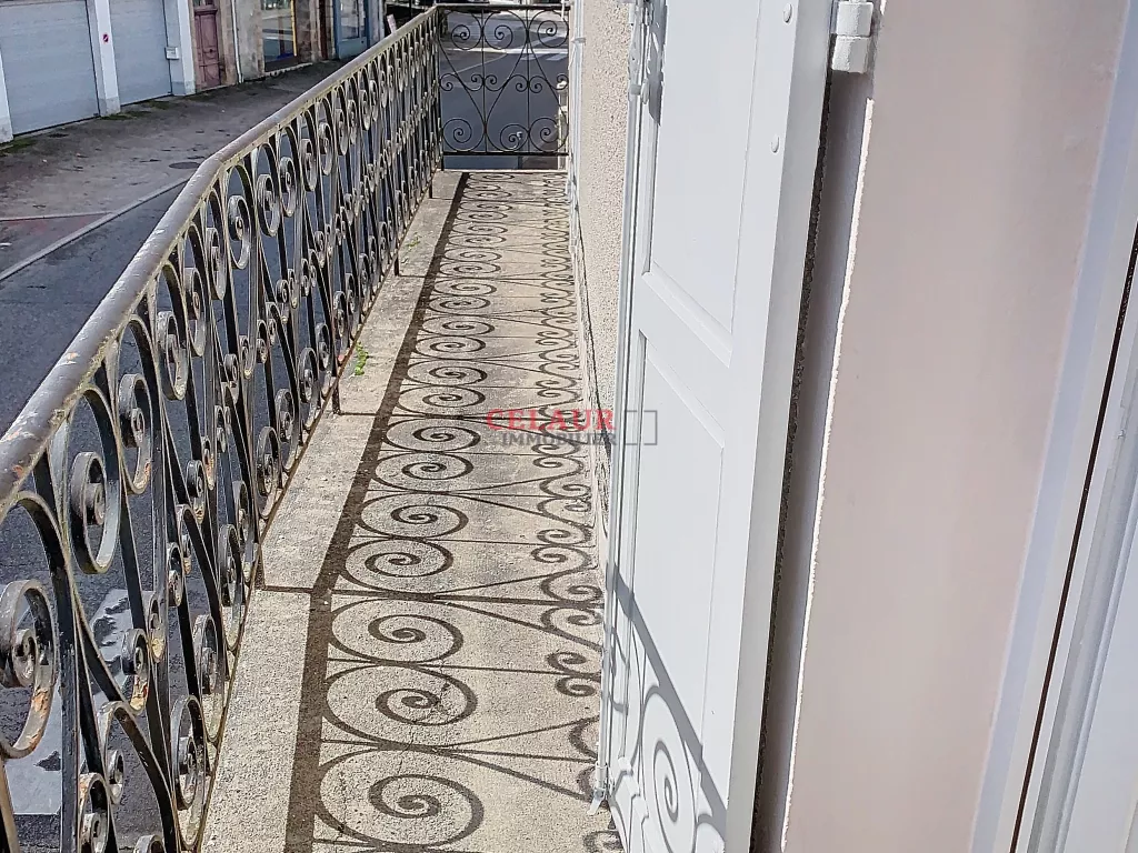 APPARTEMENT DUPLEX MEUBLE