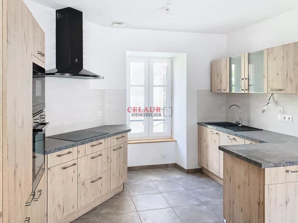 APPARTEMENT DUPLEX MEUBLE