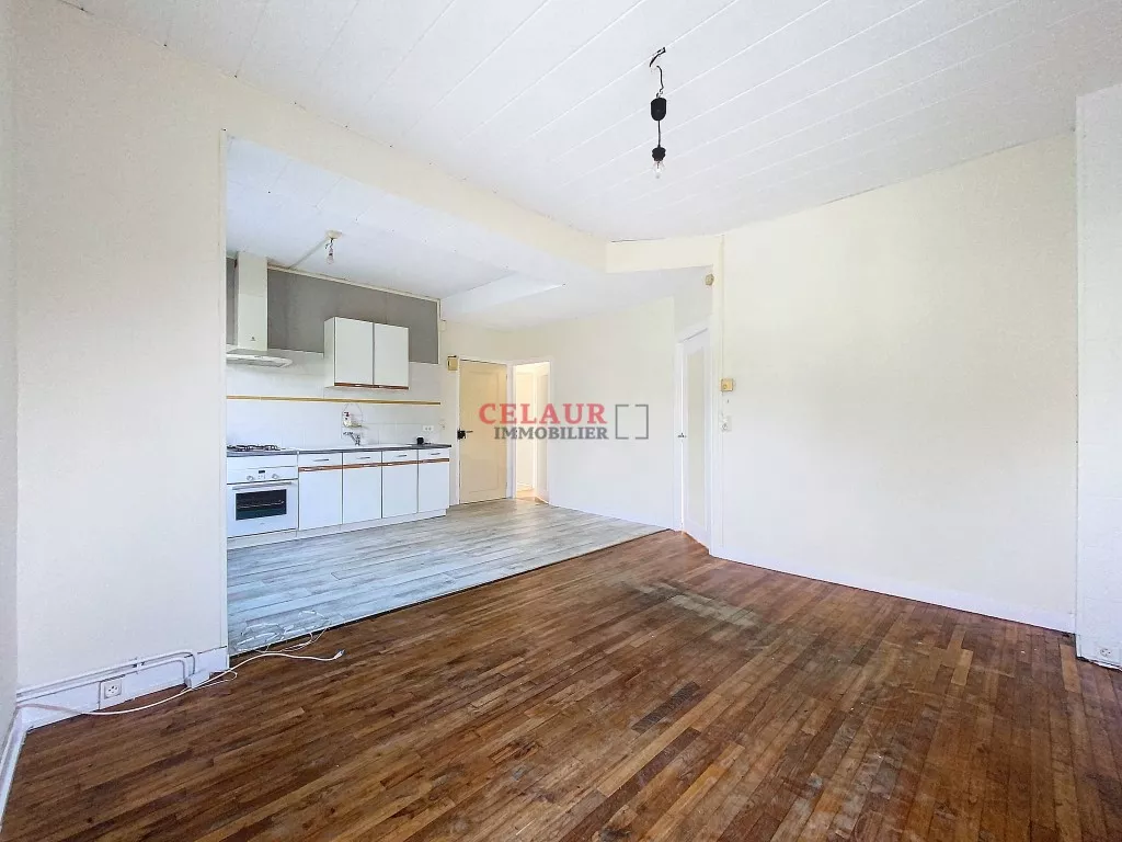 APPARTEMENT T3 PROCHE LAC
