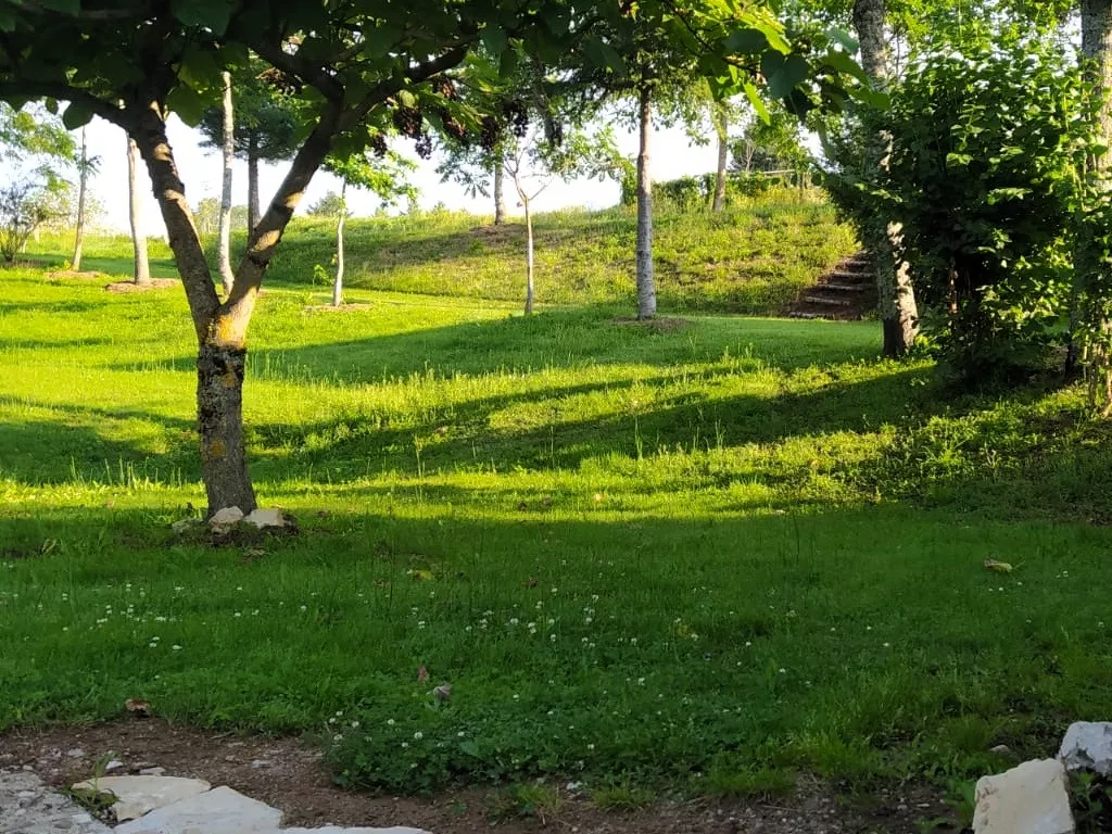 CORPS DE FERME ANCIEN