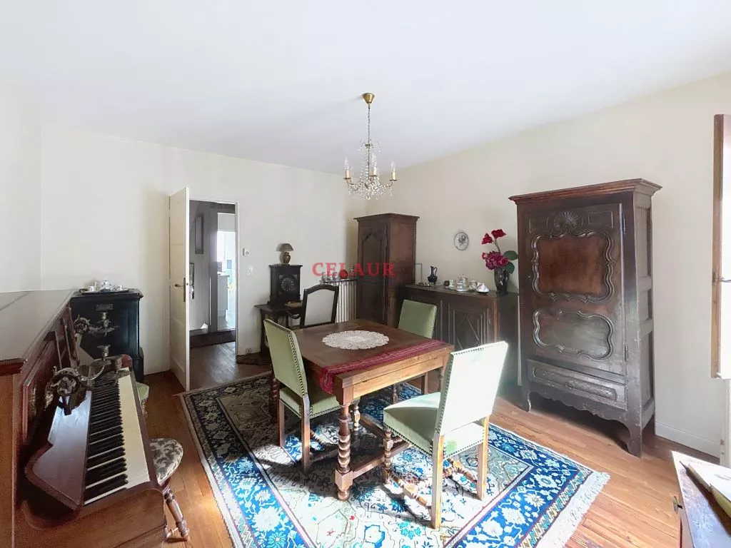 SET OF 2 HOUSES WITH GARDEN VIEW OF THE DORDOGNE