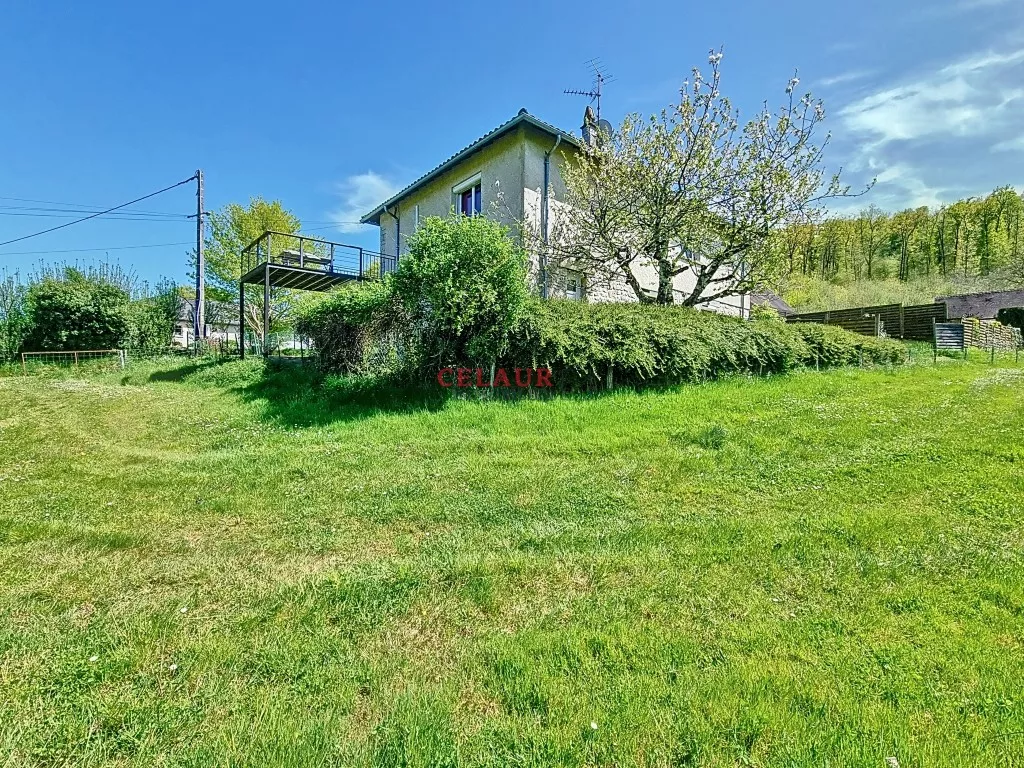 HOUSE WITH TERRACE AND NICE VIEW