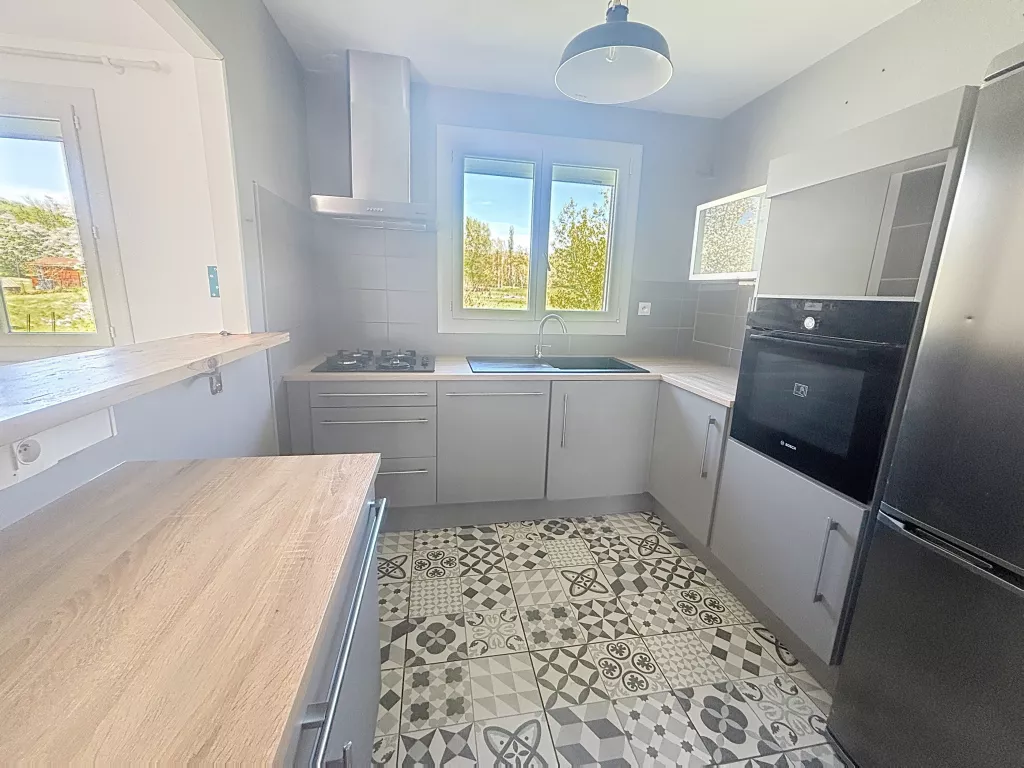 Maison de plain-pied &agrave; Meyssac