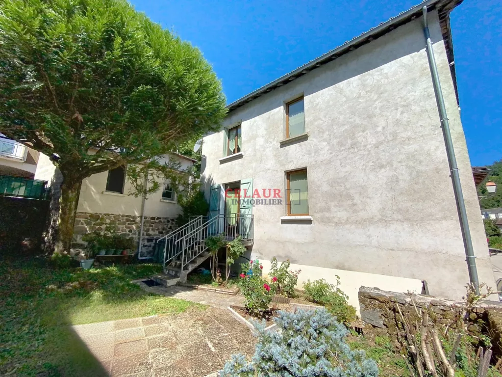 MAISON 102 M2 &Agrave; DEUX PAS DU BOURG DE LAGUENNE