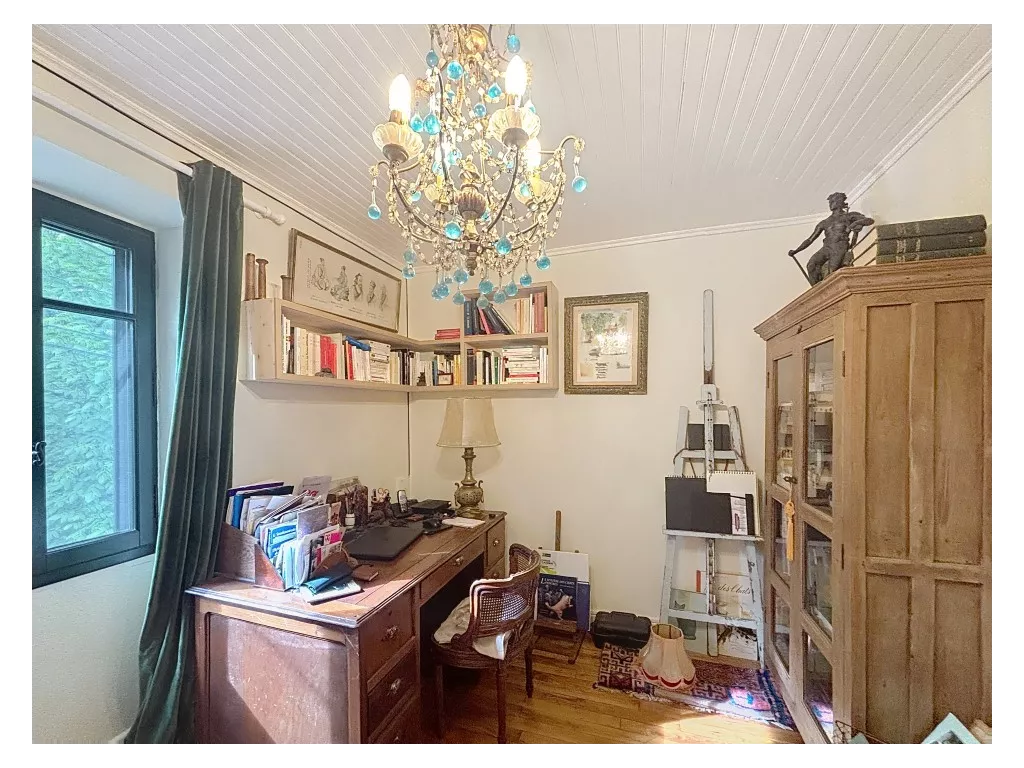 Tr&egrave;s jolie maison en pierre