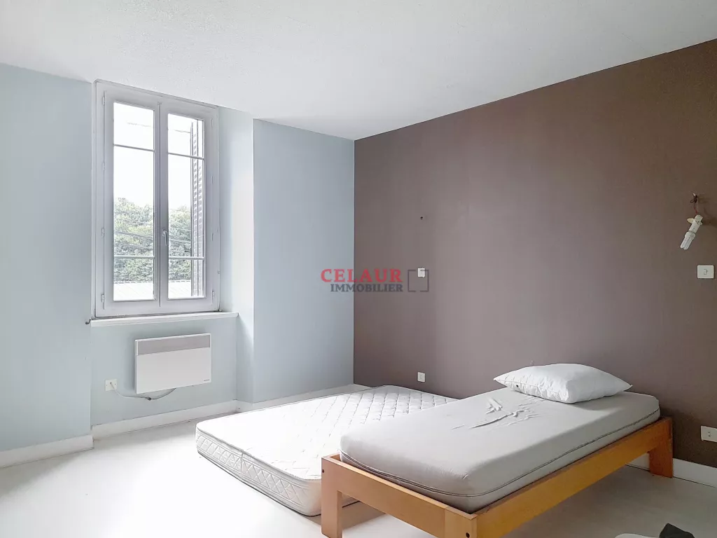 Maison familiale &agrave; finir de r&eacute;nover