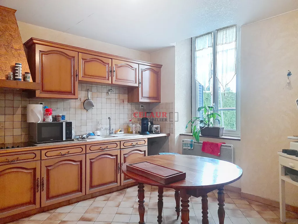 Maison familiale &agrave; finir de r&eacute;nover