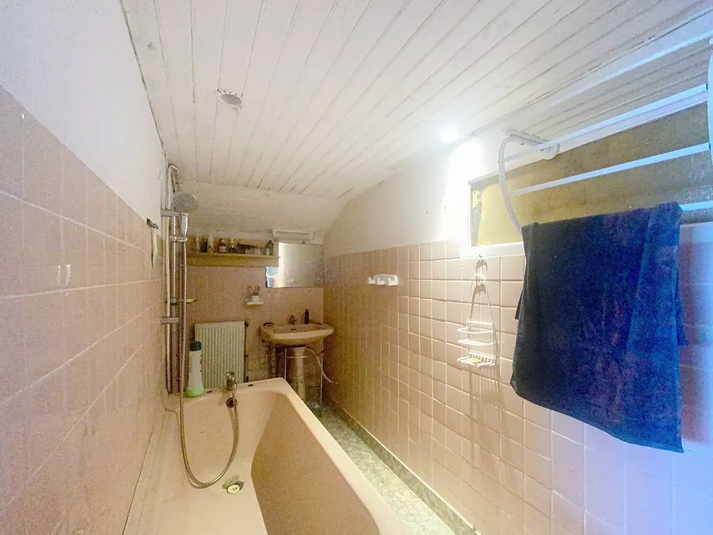 MAISON AU C&OElig;UR DU BOURG