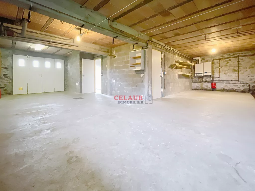 MAISON FAMILIALE 160 M&sup2; AVEC TERRAIN ET VUE D&Eacute;GAG&Eacute;E