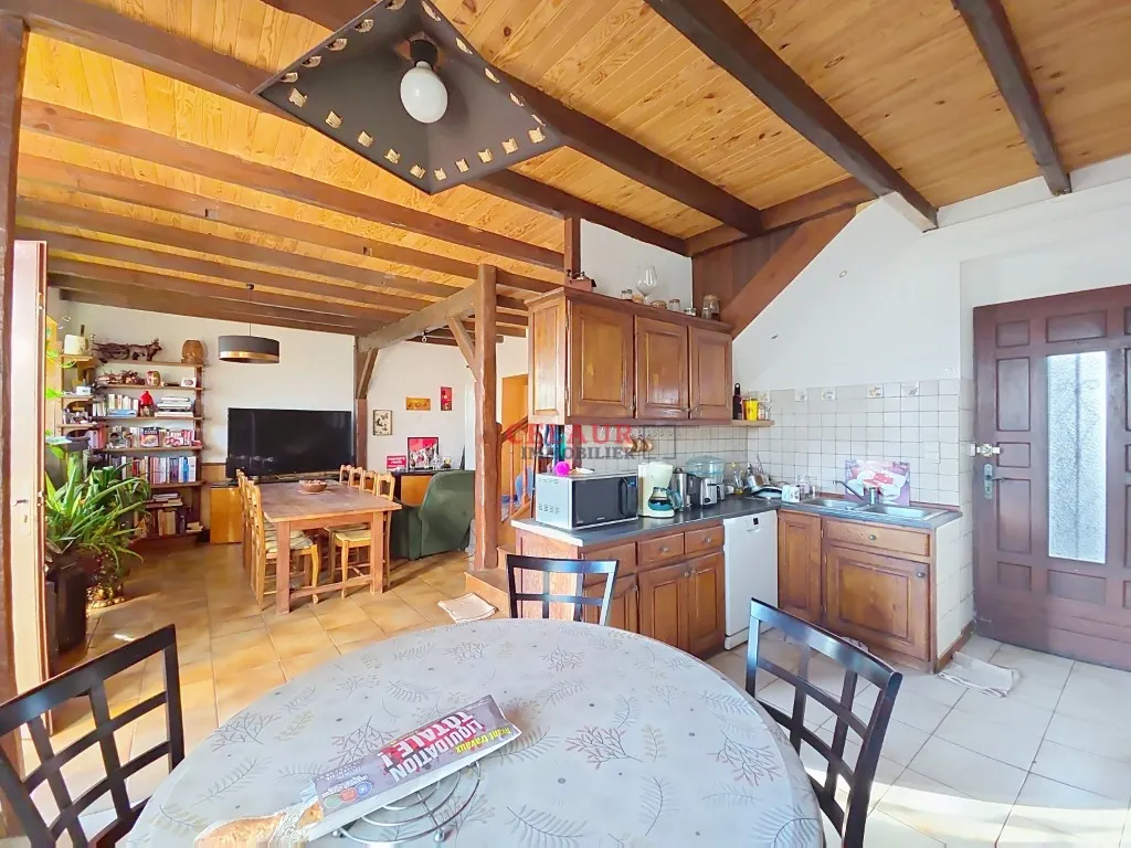 MAISON AU C&OElig;UR DU BOURG