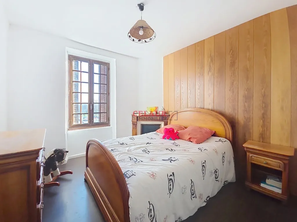 MAISON AU C&OElig;UR DU BOURG