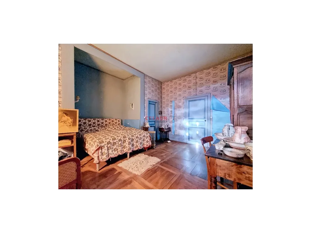 CHATEAU DU XVIIIEME SIECLE SECTEUR SAINT CERE