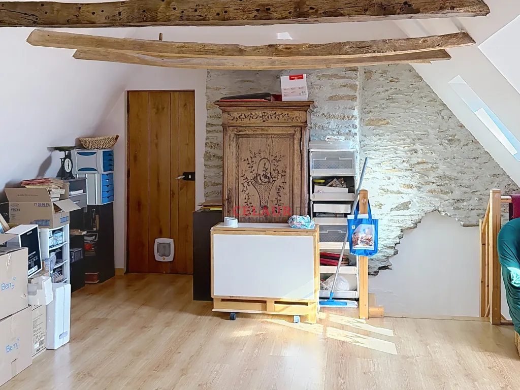 Maison en pierre r&eacute;nov&eacute;e