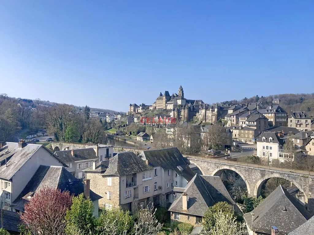 Maison typique &agrave; Uzerche
