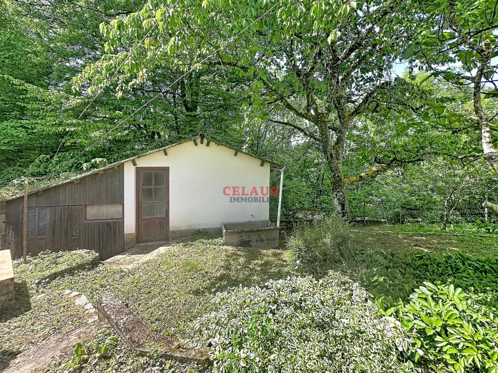 APPARTEMENT AVEC JARDIN