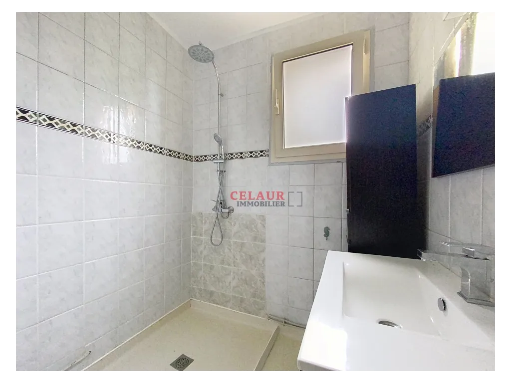 APPARTEMENT SPACIEUX SUR LES HAUTEURS DE TULLE