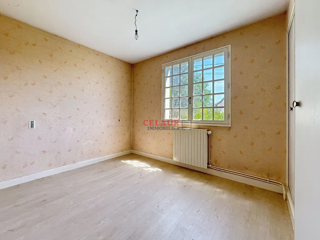 CHARMANTE MAISON AVEC COMBLES AMENAGEABLES SECTEUR VAYRAC