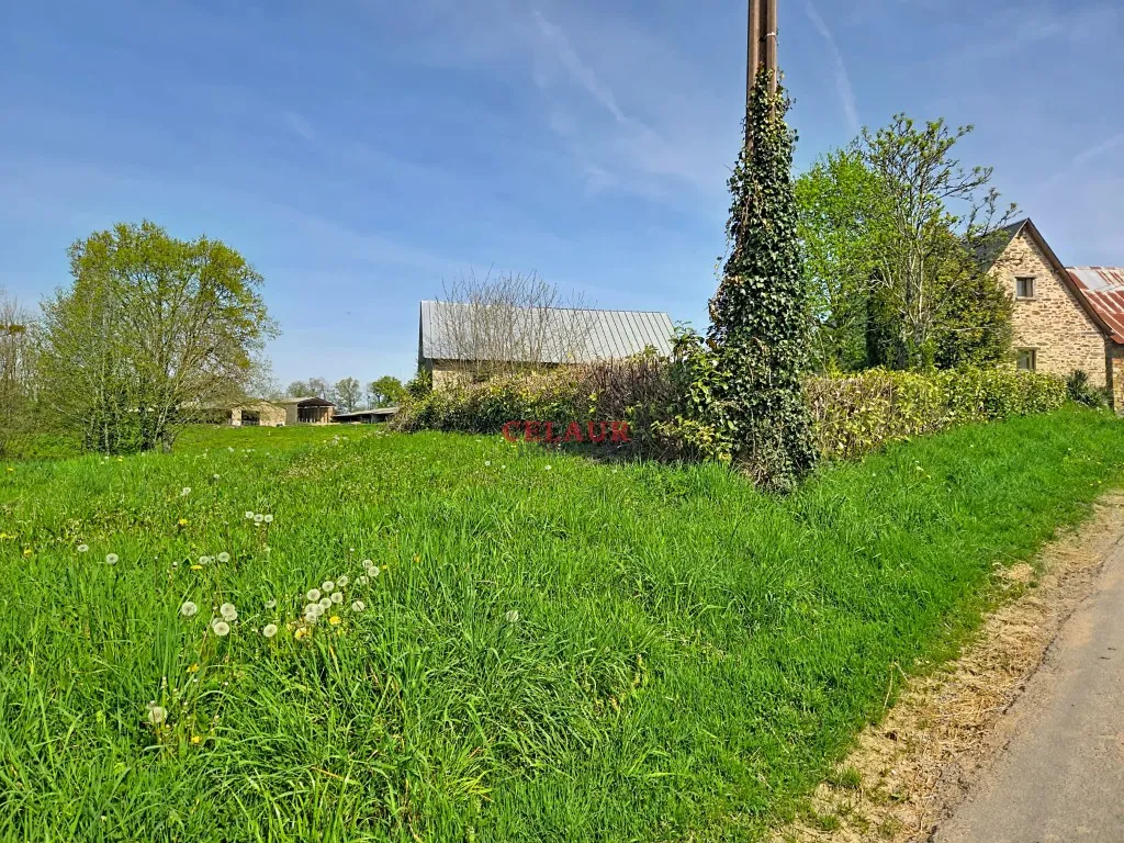 JOLIE MAISON EN PIERRES