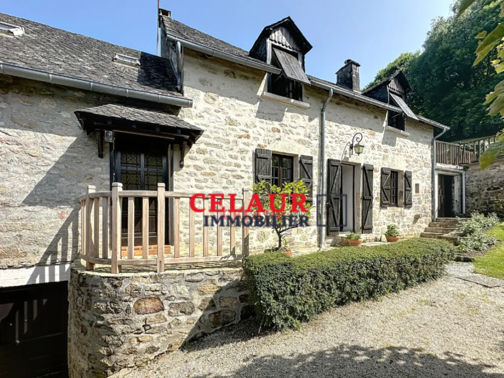 MAISON DE CARACT&Egrave;RE SUR PARC D'UN HECTARE