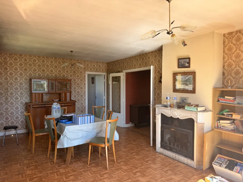 Maison sur secteur calme &agrave; Egletons