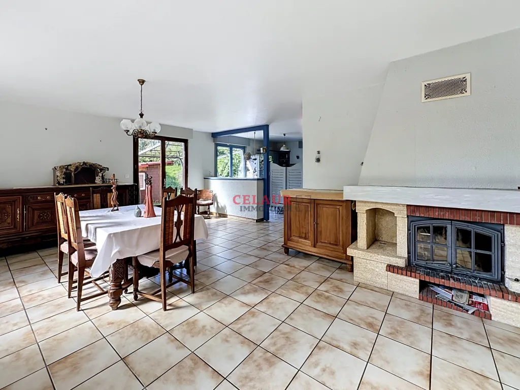 PROPRI&Eacute;T&Eacute; AVEC TERRAIN BOIS&Eacute; DE 1,5 HECTARE