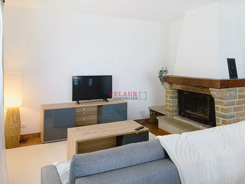 APPARTEMENT MEUBLE AVEC JARDIN ET BELLE VUE