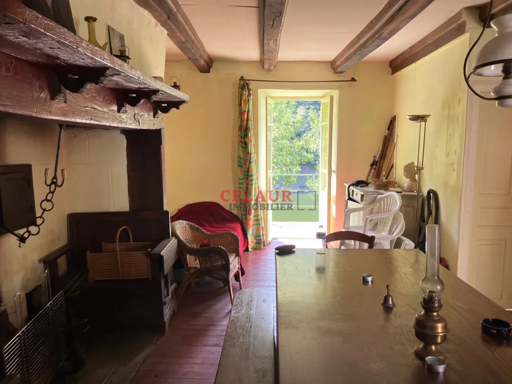 Maison vue sur la Dordogne