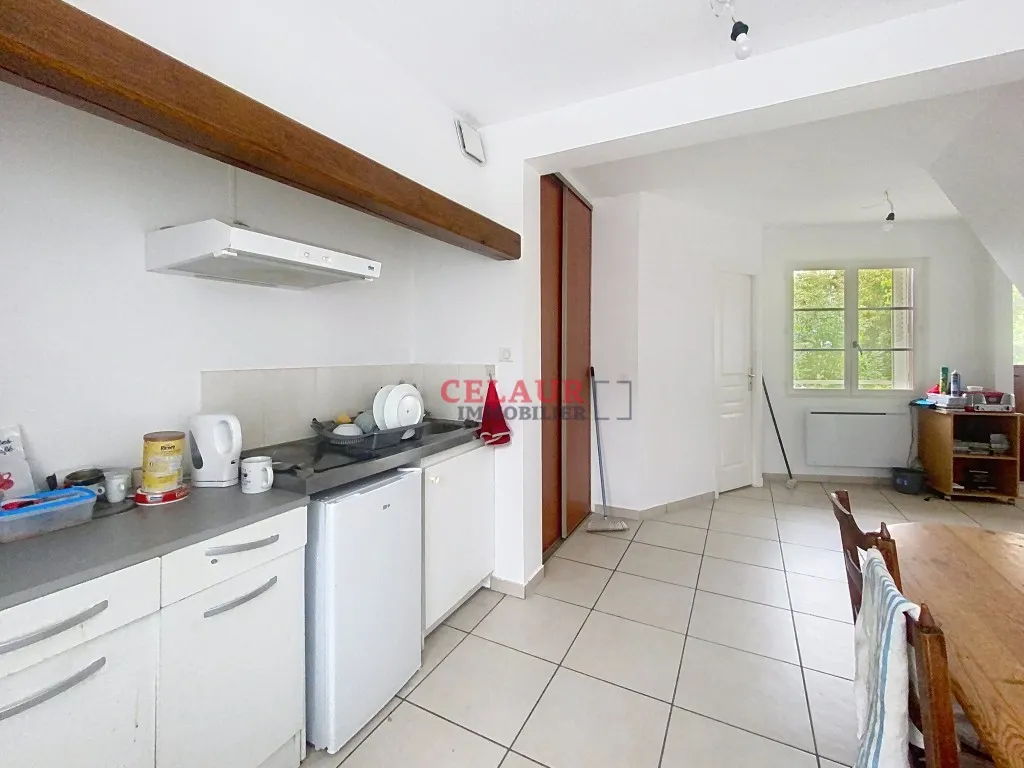 Immeuble de rapport avec  4 logements lou&eacute;ss