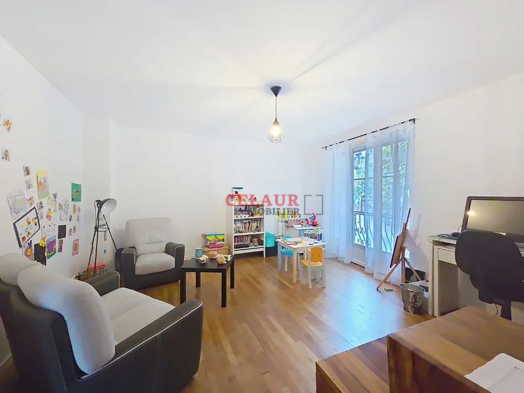 Immeuble de rapport avec  4 logements lou&eacute;ss